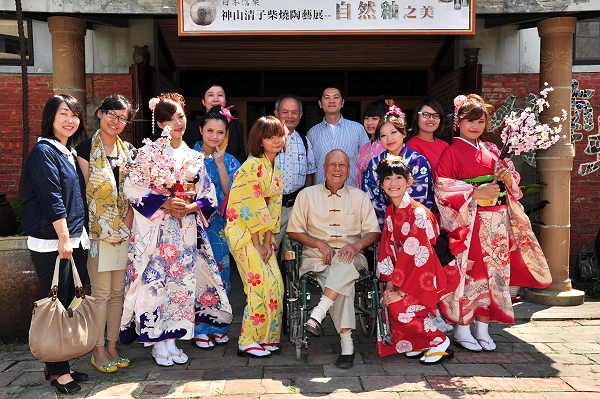 日本当代陶艺名家 神山清子大师莅校演讲 - 