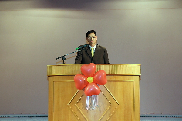 101學年度進修部新生入學研習 熱鬧非凡 - 