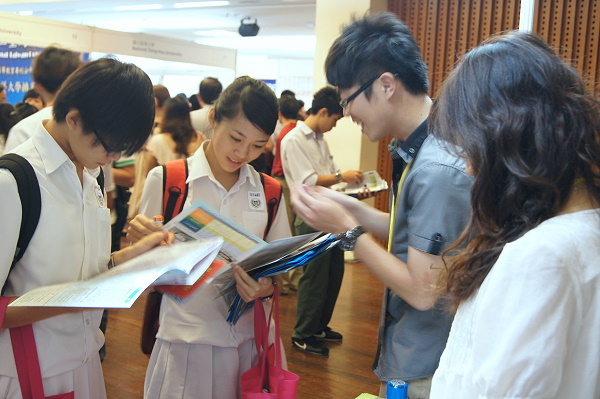 「2012馬來西亞臺灣高等教育展」本校參展成果豐碩 - 