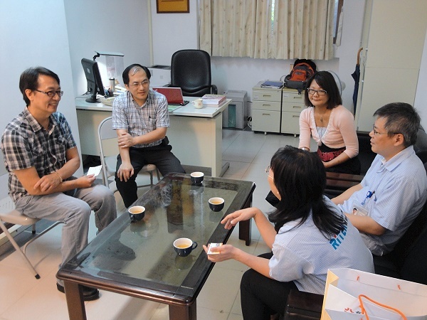 錸德科技訪問育達科大 期能攜手共進開拓產學合作 - 