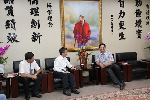 苗栗觀光協會蒞校拜訪　攜手共創觀光前景 - 