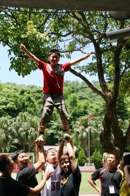 育达科大社团快乐下乡 教育优先暑期不放假 - 