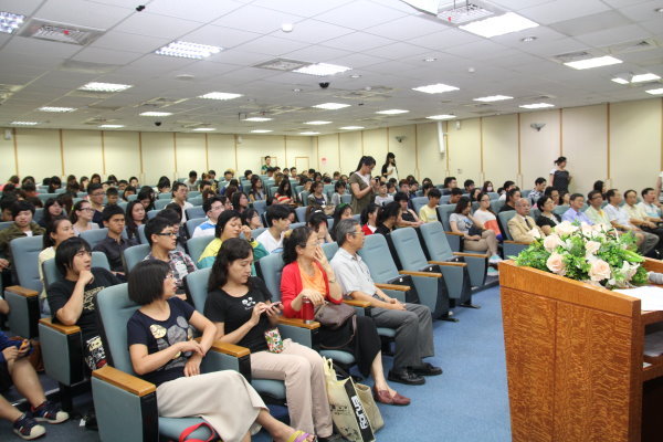 本校与二十一世纪不动产签约仪式，财经学院师生到场观礼 - 