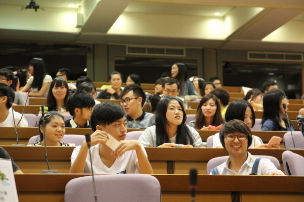 育达境外生同学们期待着相见欢时刻到来 - 