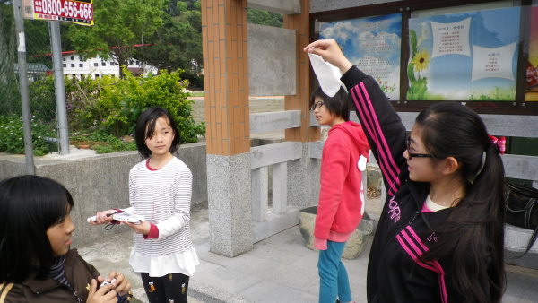 行銷系與名產大合作環教課程 成功往下紮根環保意識 - 