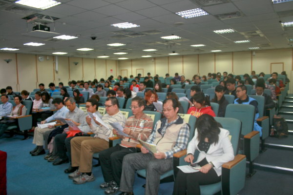 進修部「班代表座談會」 場面熱絡，發言踴躍 -  - 