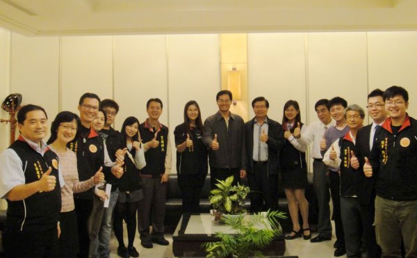 - 育達科大校友會理監事會議 加強推動校友服務 - -  - 