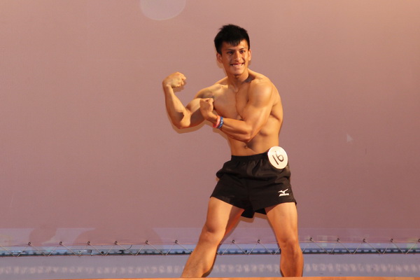 休運系「育見健身教練」成果發表 陽光型男展現肌肉力與美 - - - -  - 