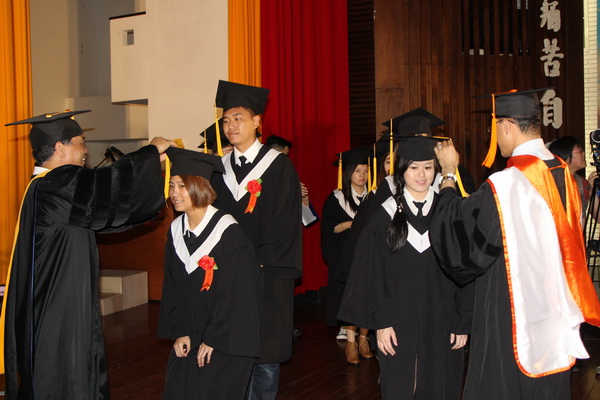 102學年畢業典禮登場 -  - 