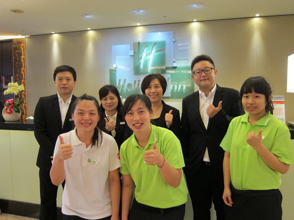 前進Holiday Inn實習 休管系學子能力大躍進 - 