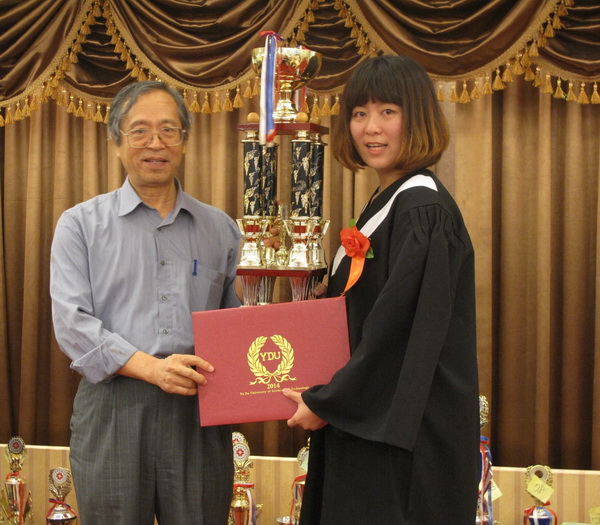 財經學院三系聯合畢業餐會  宛如國際宴會 - 