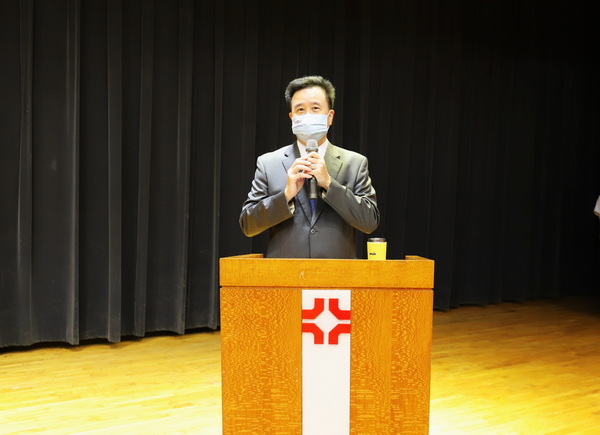 4.1王育文董事長也應邀到場致詞，特別感謝全體教職同仁的努力與付出