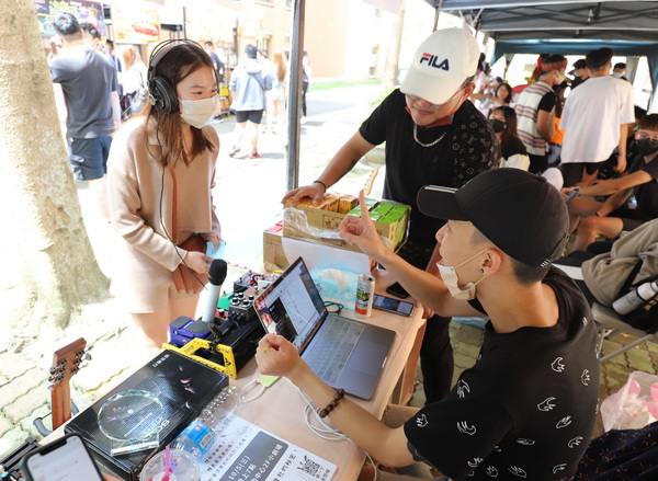 流行音乐社同学询问度高