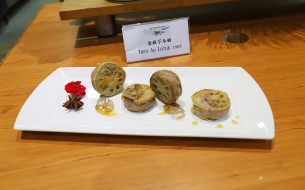 2-1.「金钱芋禾饼」使用公馆芋头融入健康猪肉