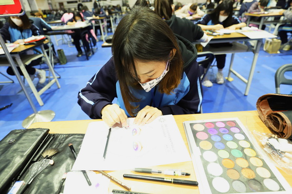 6-1.华丽新娘纸图设计比赛情形