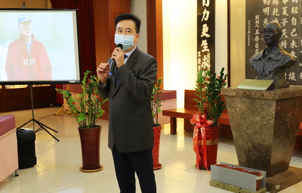 1-1.王育文董事长致词.