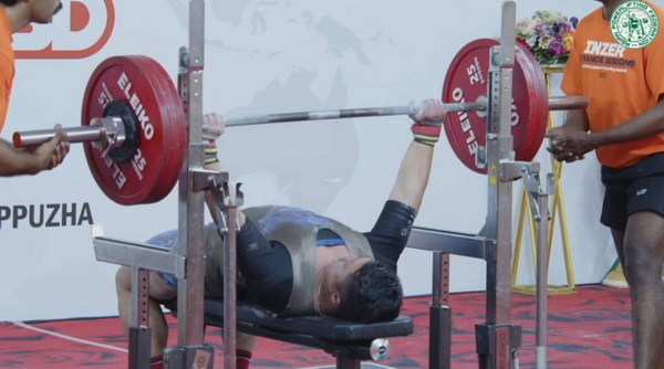 2-1.育達科大休運系謝誌紘同學參加「2023年亞洲健力錦標賽」臥舉180KG榮獲銀牌