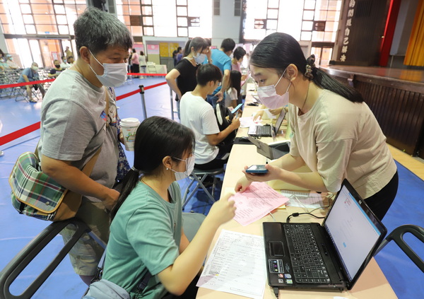 4-1.學生宿舍新穎的生活設施新生詢問度高